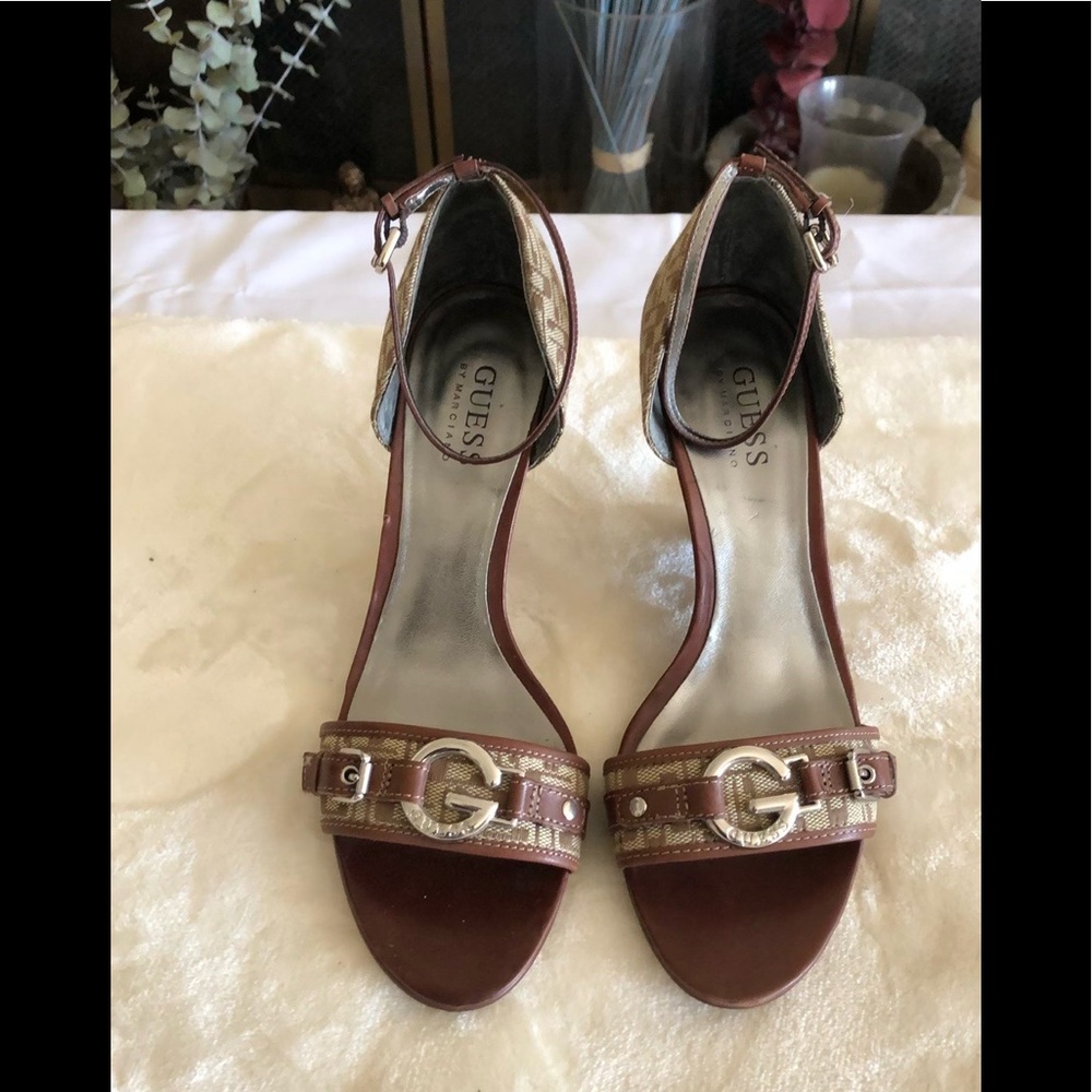 Brown wedge - Guess 7.5, minimal wear
